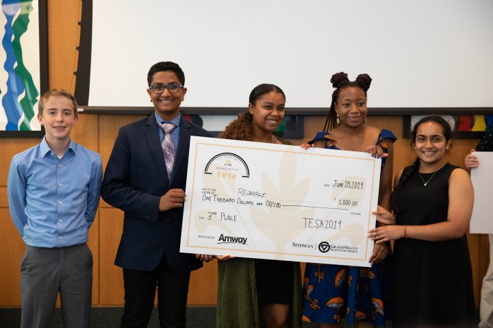 190628_TeenEntrepreneurPitchComp-5111